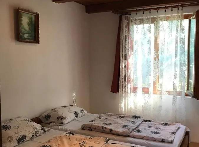 Venusz Ueduelocentrum Tiszacsege